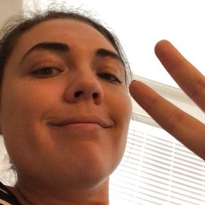 Meet your Posher, Eve